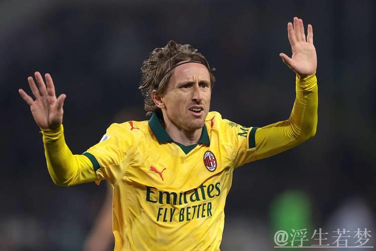 皇马后悔么?40岁魔笛仍不老!助米兰领跑意甲+连续10轮踢满全场 皇马后悔么?40岁魔笛仍不老!助米兰领跑意甲+连续10轮踢满全场